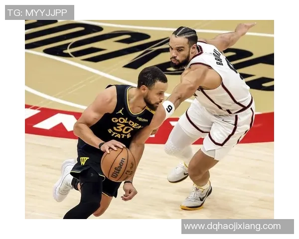 休斯敦火箭队与鹈鹕展开激烈对决谁能在NBA赛场上笑到最后 休斯敦火箭队与鹈鹕展开激烈对决谁能在NBA赛场上笑到最后