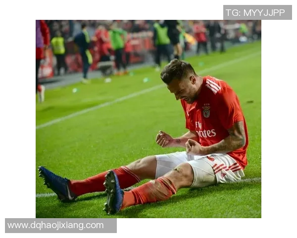 维森特与本菲卡激战正酣比分揭晓精彩瞬间回顾