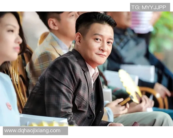 贾诚的成长之路：从平凡少年到职场精英的奋斗历程